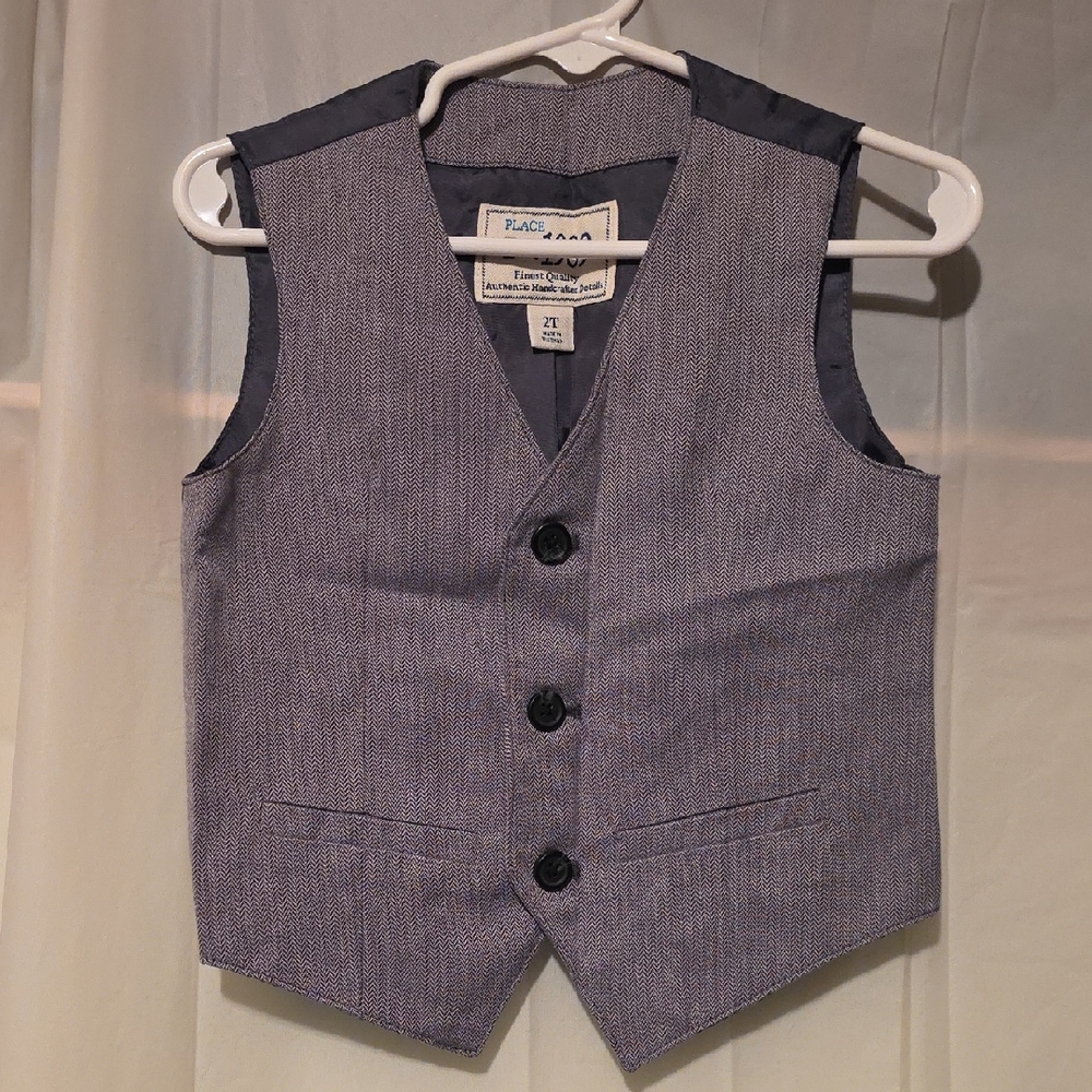 1989 Place Charcoal Button-Up Vest